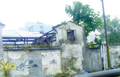 描述: http://www.chinanews.com.cn/cul/2010/11-04/U249P4T8D2634337F107DT20101104142024.jpg
